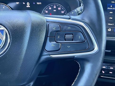 Used 2023 Buick Envision Essence FWD image 18