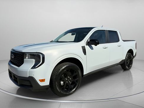 New 2026 Ford Maverick Lariat w/ Black Appearance Package image 12