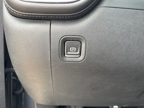 Used 2020 Chevrolet Silverado 2500 High Country w/ Z71 Off-Road Package image 13