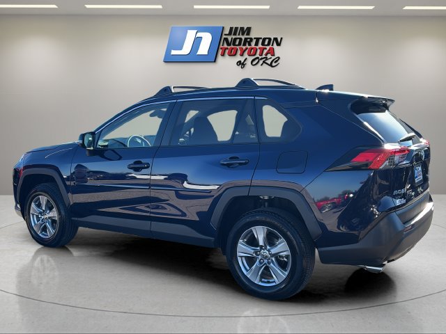 Used 2025 Toyota RAV4 XLE w/ Convenience Package FWD image 7