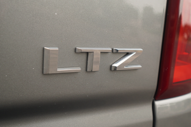 Used 2024 Chevrolet Silverado 1500 LTZ w/ Z71 Off-Road Package AWD/4WD image 44
