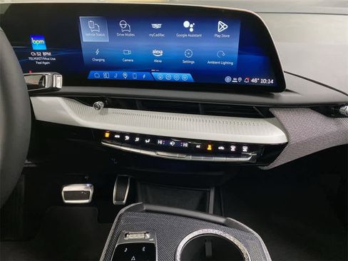 Used 2025 Cadillac Optiq Sport 1 image 24
