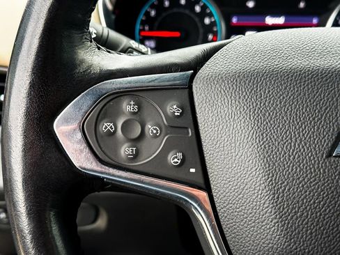 Used 2022 Chevrolet Traverse LT w/ LT Premium Package image 14