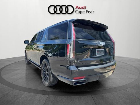 Used 2023 Cadillac Escalade ESV Sport Platinum w/ LPO, ONYX Package AWD/4WD image 3