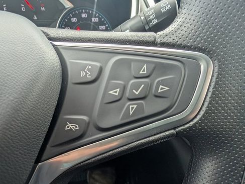 Used 2023 Chevrolet Equinox LS w/ LS Convenience Package image 17