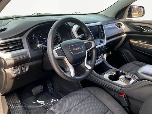 Used 2023 GMC Acadia SLE FWD image 13