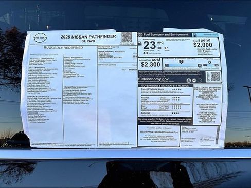 New 2025 Nissan Pathfinder SL image 14
