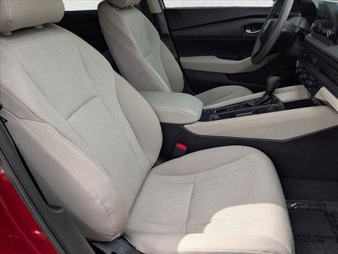 Used 2024 Honda Accord LX image 19