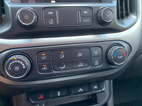 Used 2019 Chevrolet Colorado LT w/ LT Convenience Package RWD image 29
