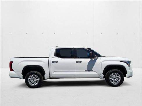 Used 2022 Toyota Tundra SR5 image 4