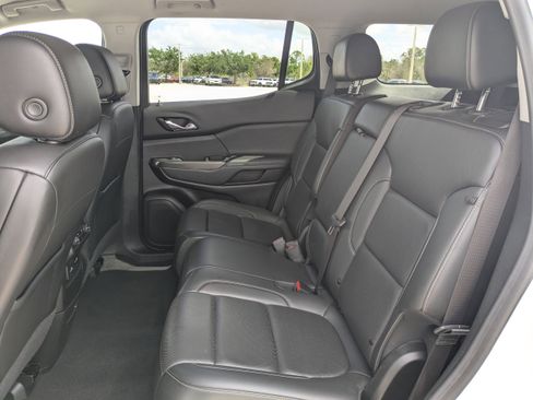 Used 2023 GMC Acadia SLT AWD/4WD image 15