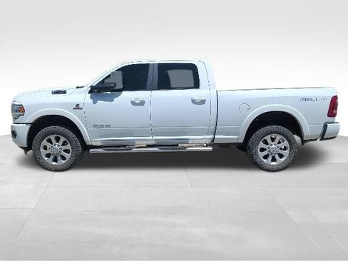 Used 2022 RAM 2500 Laramie AWD/4WD image 6