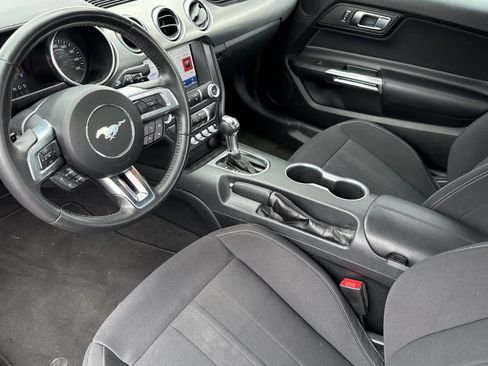 Used 2022 Ford Mustang GT w/ Equipment Group 301A RWD image 9