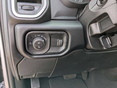 Used 2026 RAM 2500 Big Horn AWD/4WD image 18