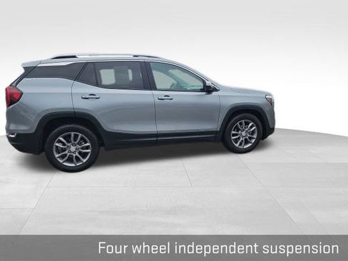 Used 2024 GMC Terrain SLT FWD image 28
