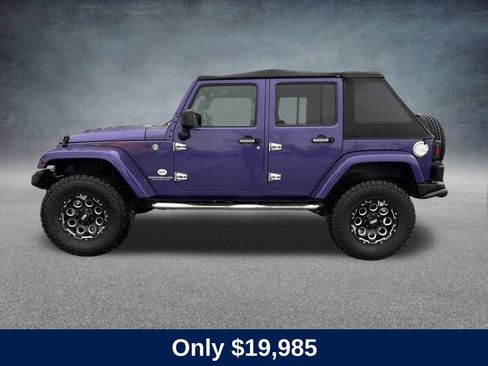 Used 2016 Jeep Wrangler Unlimited Sahara image 4