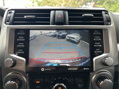 Used 2021 Toyota 4Runner SR5 Premium w/ Moonroof Package AWD/4WD image 23