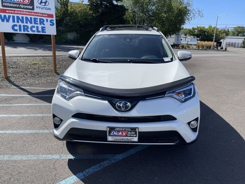 Used 2018 Toyota RAV4 Limited w/ Advanced Technology Package AWD/4WD image 8