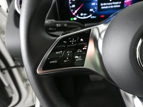 Certified 2025 Mercedes-Benz GLA 250 image 10