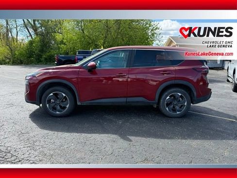 Used 2025 Nissan Rogue SV AWD/4WD image 9