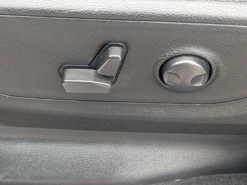 Used 2022 RAM 1500 Big Horn AWD/4WD image 21