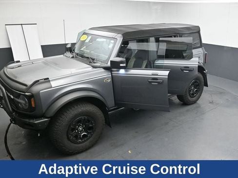 Used 2023 Ford Bronco Wildtrak image 36