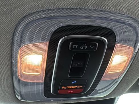 Used 2024 Hyundai Elantra Limited image 27