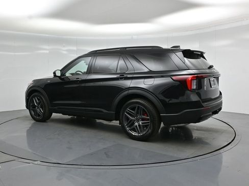 New 2026 Ford Explorer ST-Line image 6