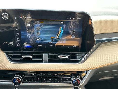 New 2026 Chevrolet Equinox ACTIV w/ Safety and Technology Package image 16