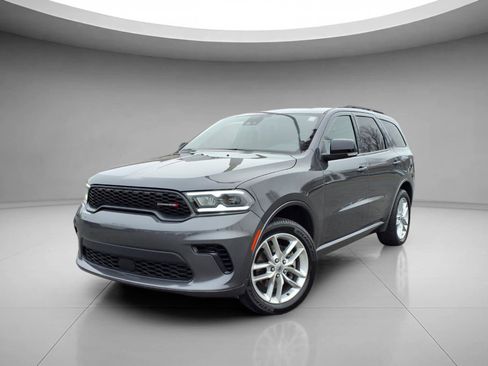 Certified 2024 Dodge Durango GT image 1