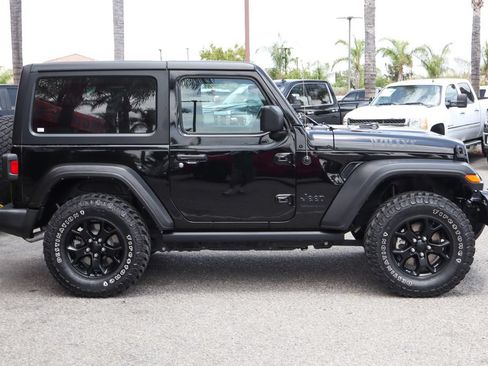 Used 2022 Jeep Wrangler Sport AWD/4WD image 10