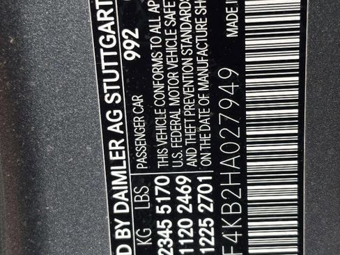 Used 2017 Mercedes-Benz E 300 4MATIC image 41