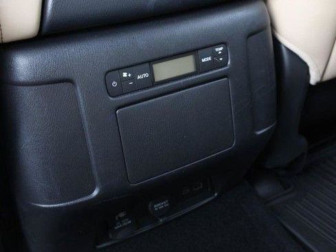 Used 2022 Nissan Armada SL AWD/4WD image 26