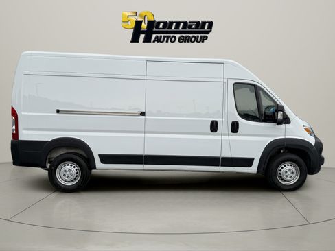 Used 2026 RAM ProMaster 2500 w/ Convenience Group FWD image 6