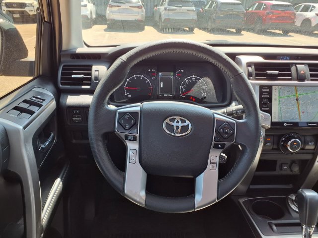 Used 2022 Toyota 4Runner SR5 Premium w/ Moonroof Package AWD/4WD image 19