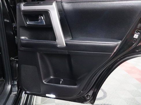 Used 2019 Toyota 4Runner Limited AWD/4WD image 46