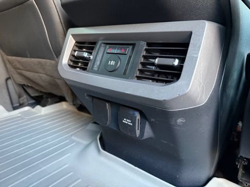 Used 2023 Ford F250 Lariat w/ Chrome Package AWD/4WD image 24