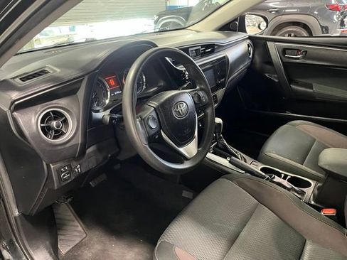 Used 2018 Toyota Corolla LE FWD image 23