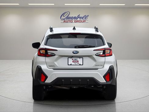 Used 2025 Subaru Crosstrek 2.0i Premium image 5