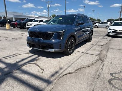 Used 2024 Kia Sorento S w/ Panoramic Sunroof Package