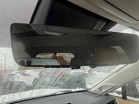 Used 2025 Toyota RAV4 Limited image 16