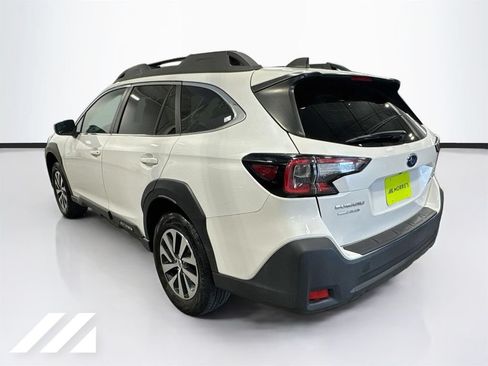 Used 2024 Subaru Outback Premium w/ Popular Package #1 AWD/4WD image 7