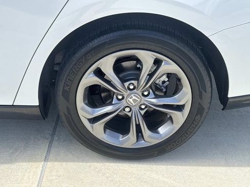 Certified 2023 Honda Accord EX-L image 4