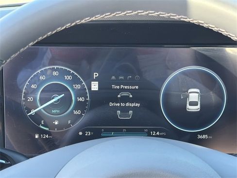 Certified 2025 Hyundai Elantra SEL image 26