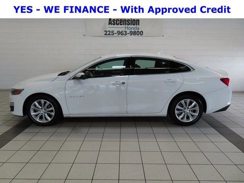 Used 2023 Chevrolet Malibu LT FWD image 3