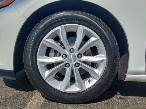 Used 2024 Chevrolet Malibu LT FWD image 30