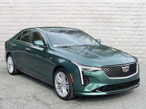 New 2025 Cadillac CT4 Premium Luxury image 3