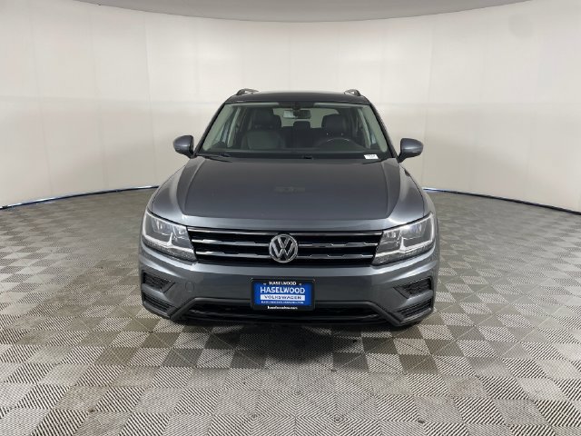 Used 2020 Volkswagen Tiguan SE w/ Panoramic Sunroof Package AWD/4WD image 24