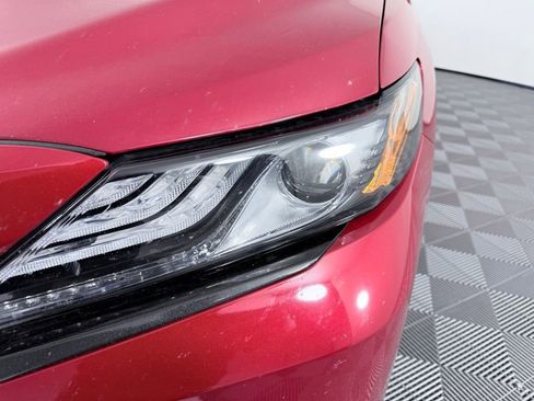 Used 2021 Toyota Camry XSE image 27