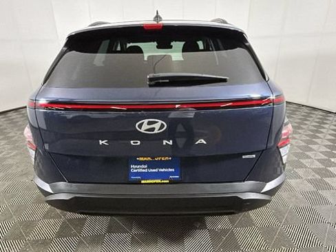 Certified 2025 Hyundai Kona SEL AWD/4WD image 3